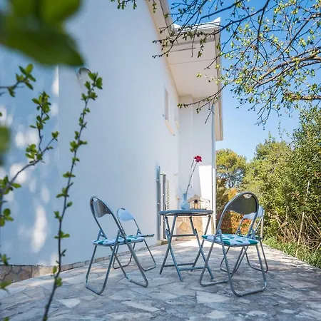 Alba Amazing Location Beach Biograd Na Moru