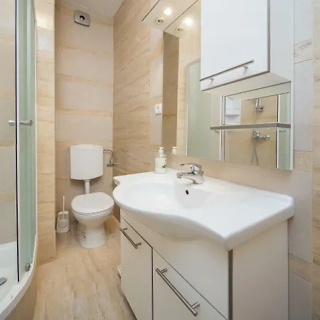 Apartment Alba Amazing Location Beach